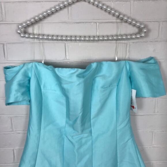 Do + Be NWT Off Shoulder Blue Formal Dress - Picture 4 of 12